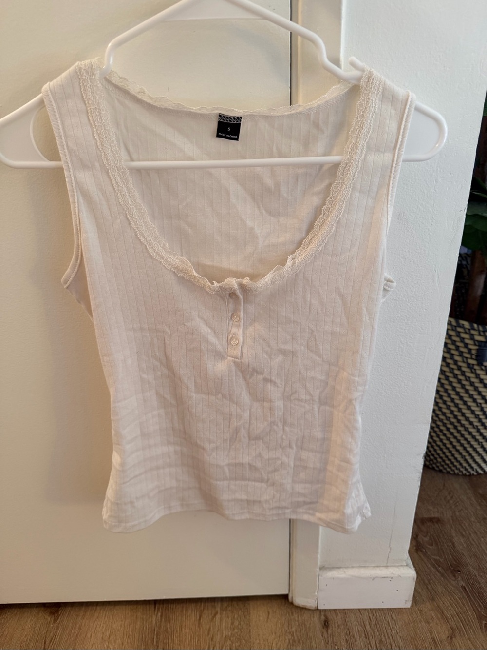 SHEIN Lace-Trim Ribbed Tank Top